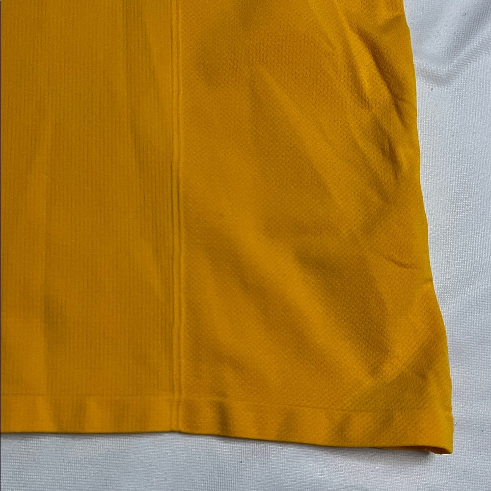 NWT Fabletics Racerback Tank - Picture 3 of 9